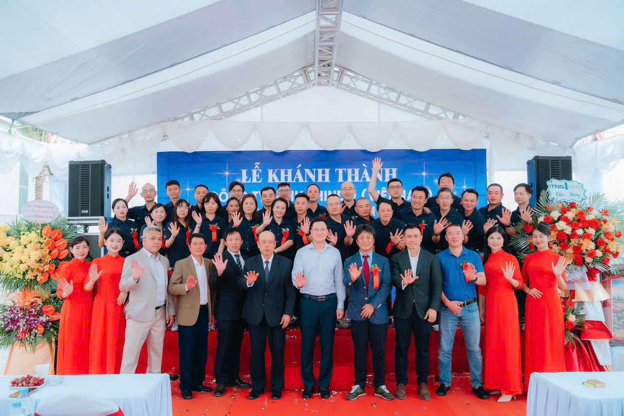 KHÁNH THÀNH NHÀ XƯỞNG ĐẦU TIÊN HOẠT ĐỘNG TRONG LĨNH VỰC DỆT NHUỘM TẠI CCN SƠN CẨM